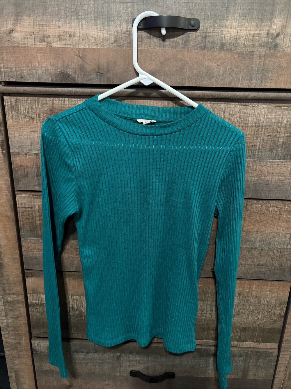 PILCRO  Long-Sleeve Crewneck Top in Teal